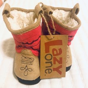 Cowboy boot slippers NWT 1-3 month size
